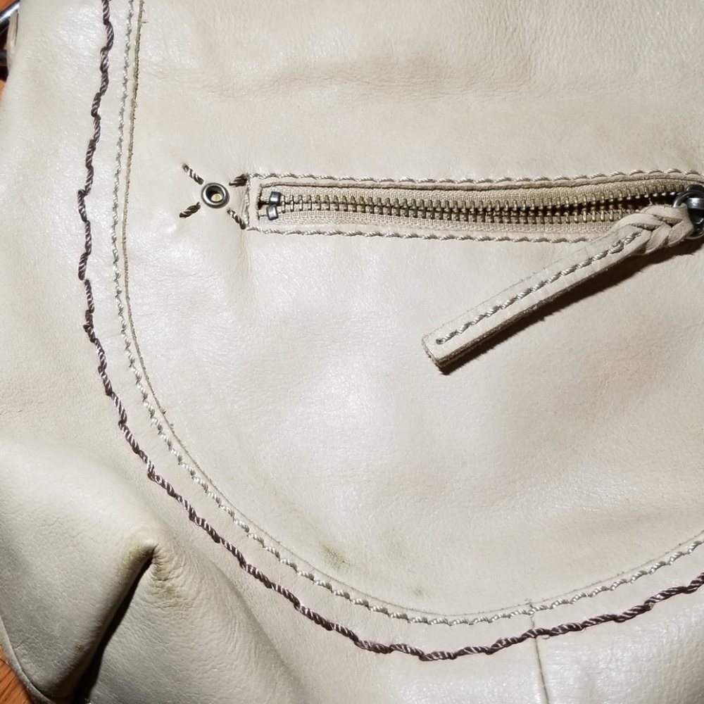 The Sak handbag - Picture 3 of 8